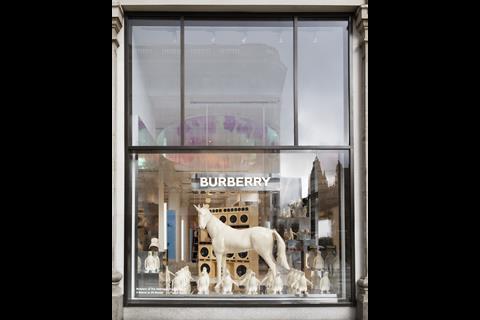 Burberry outlet london zoo shop